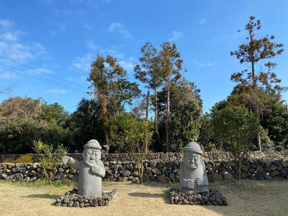 Jeju Abientot Villa Seogwipo Luaran gambar